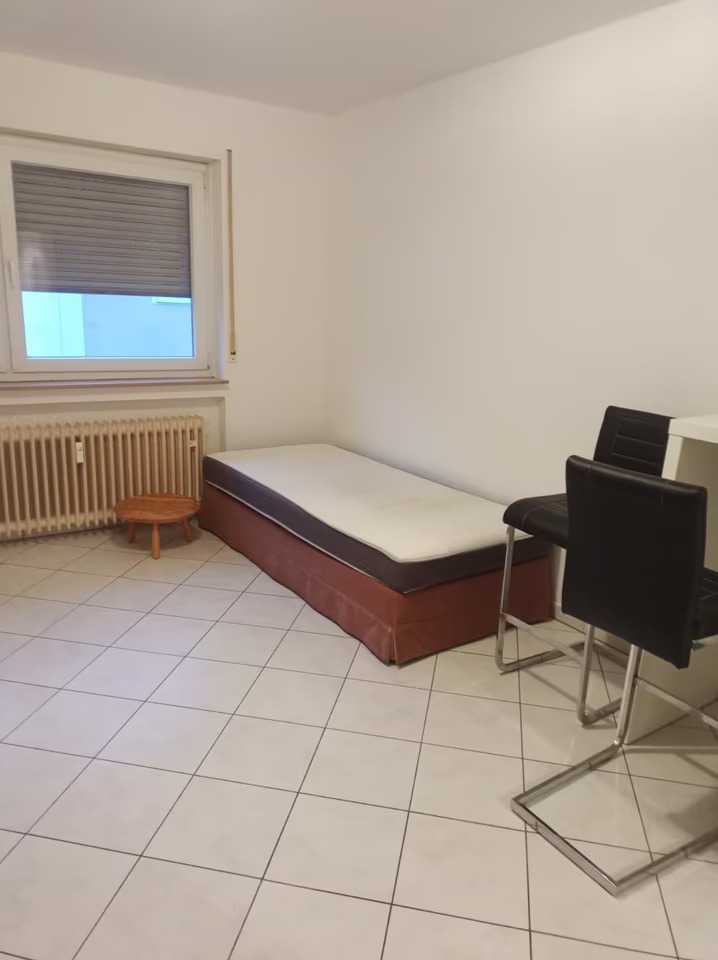Furnished 1-Room Apartment in Mannheim-Neckarau – photo 3