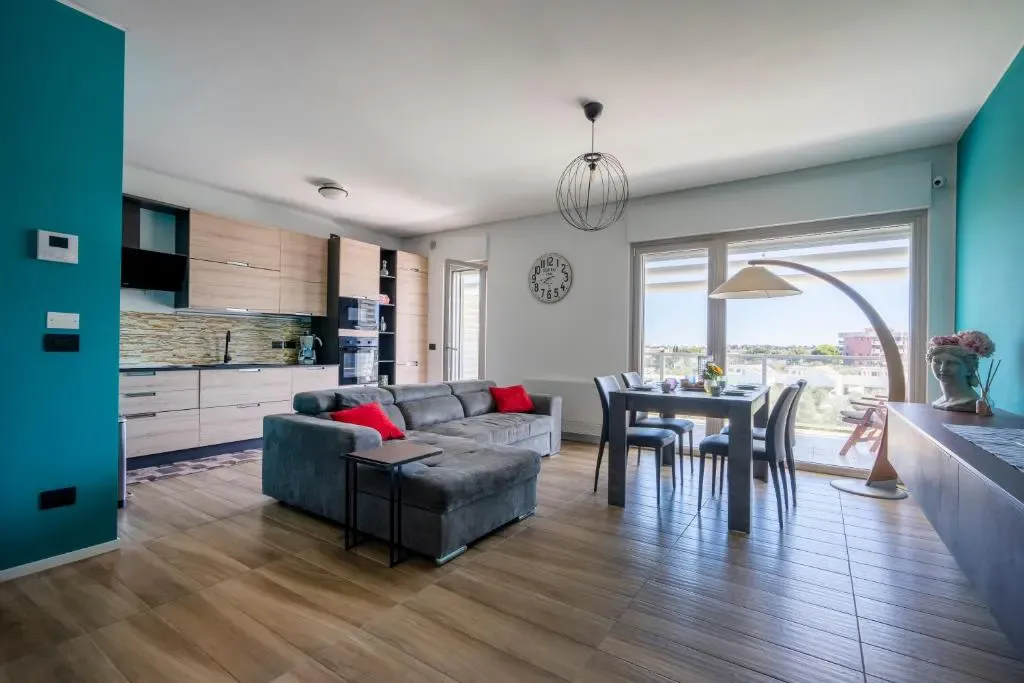 Elegant Furnished One-Bedroom Apartment with Terrace